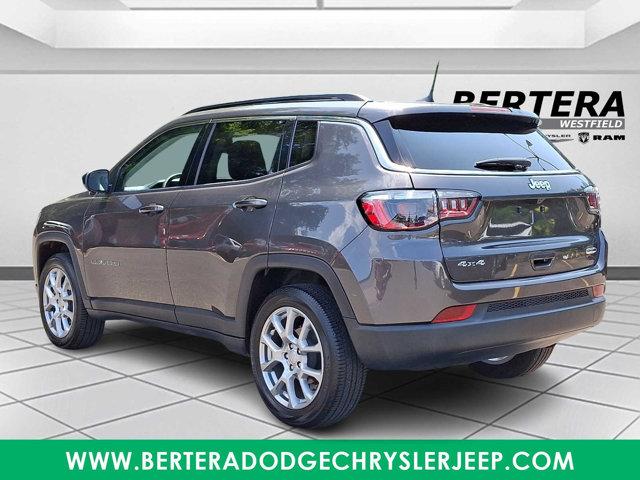 2022 Jeep Compass Latitude Lux 4x4
