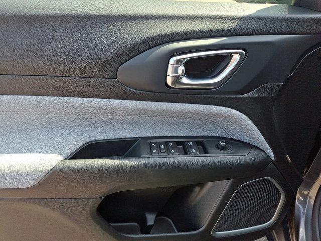 2022 Jeep Compass Latitude Lux 4x4