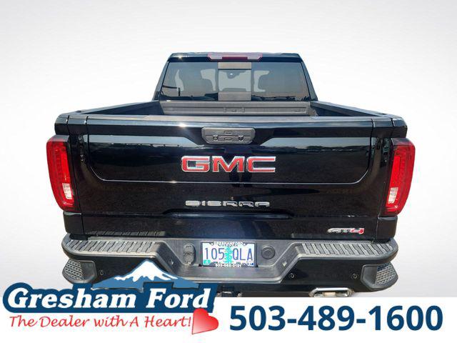2022 GMC Sierra 1500 Limited 4WD Crew Cab Short Box AT4