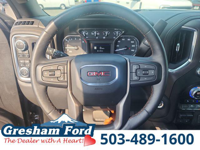 2022 GMC Sierra 1500 Limited 4WD Crew Cab Short Box AT4