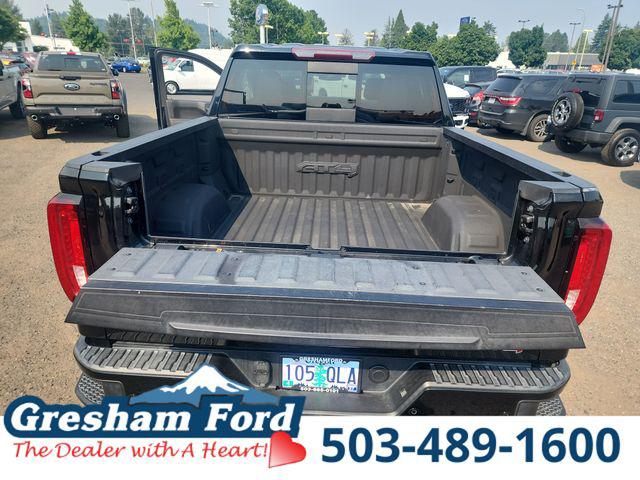 2022 GMC Sierra 1500 Limited 4WD Crew Cab Short Box AT4