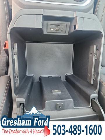 2022 GMC Sierra 1500 Limited 4WD Crew Cab Short Box AT4