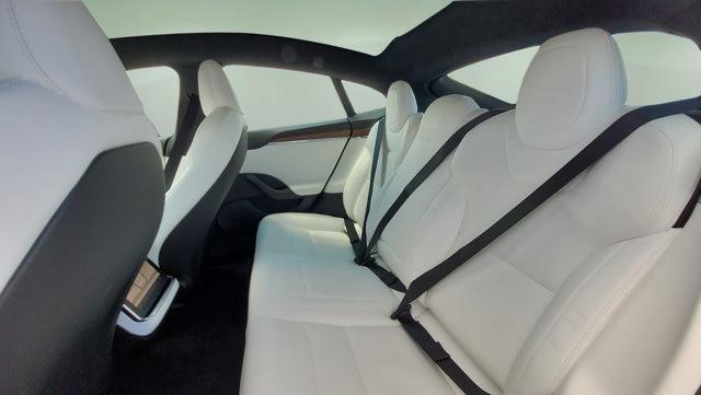 2022 Tesla Model S Dual Motor All-Wheel Drive
