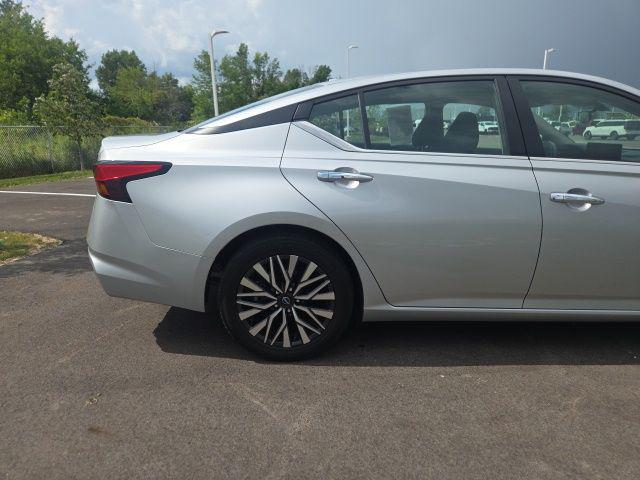 2023 Nissan Altima SV FWD