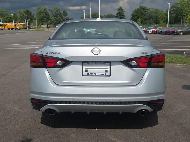 2023 Nissan Altima SV FWD