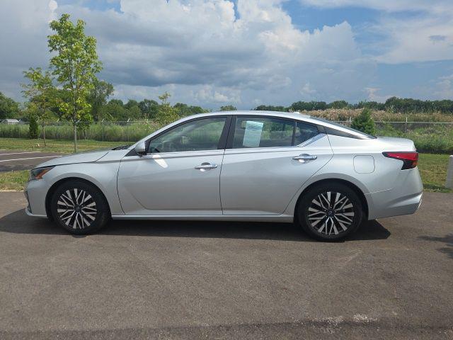 2023 Nissan Altima SV FWD