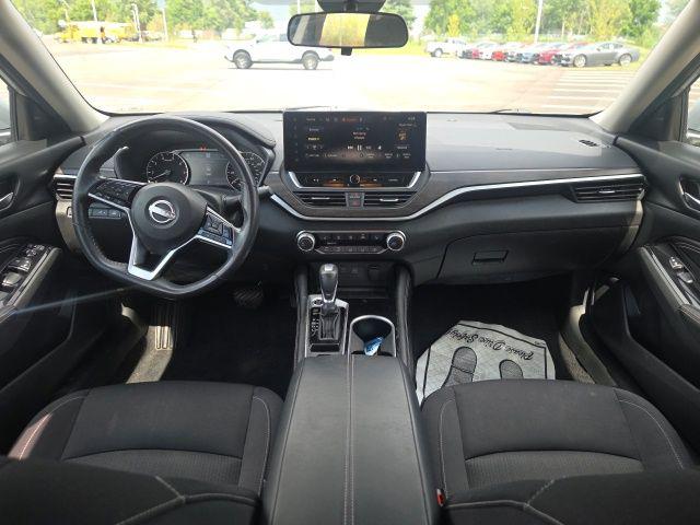 2023 Nissan Altima SV FWD