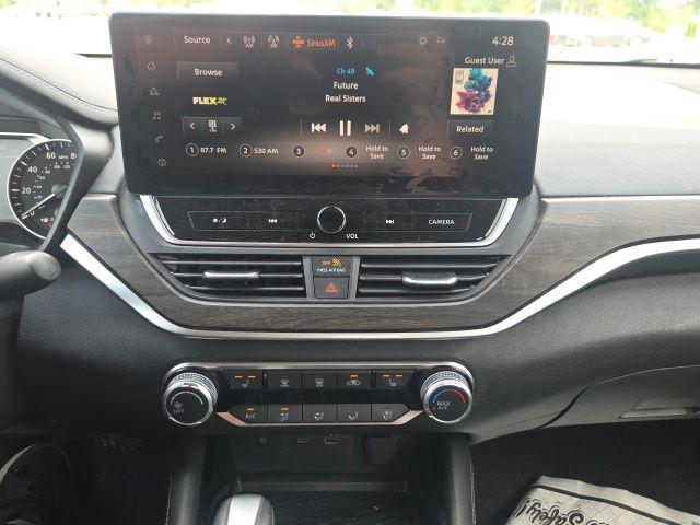 2023 Nissan Altima SV FWD