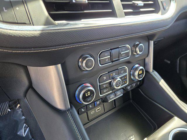 2024 GMC Yukon 4WD SLT