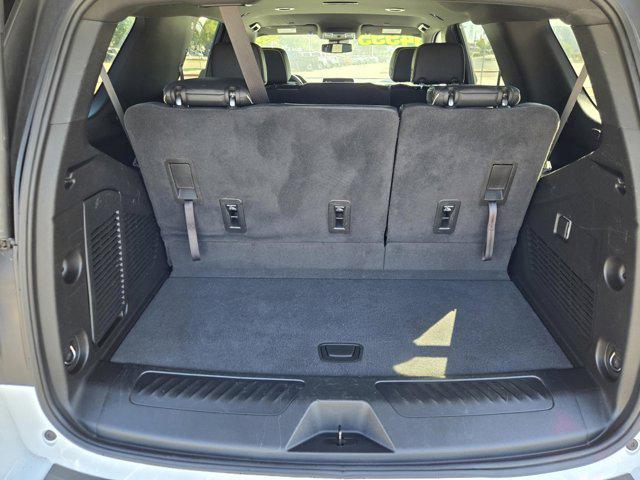 2024 GMC Yukon 4WD SLT