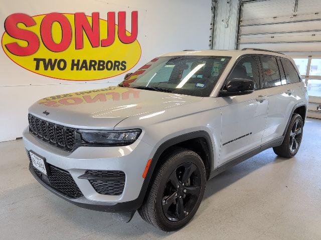 2025 Jeep Grand Cherokee Altitude X 4x4 for sale in Two Harbors, MN