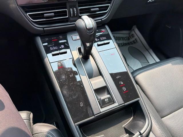 2023 Porsche Macan T
