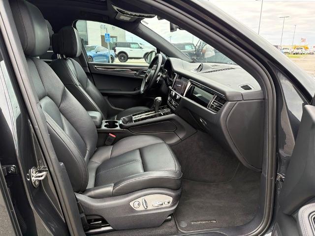 2023 Porsche Macan T