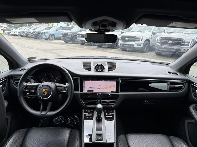 2023 Porsche Macan T