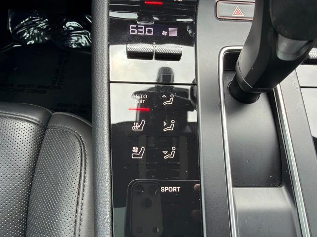 2023 Porsche Macan T
