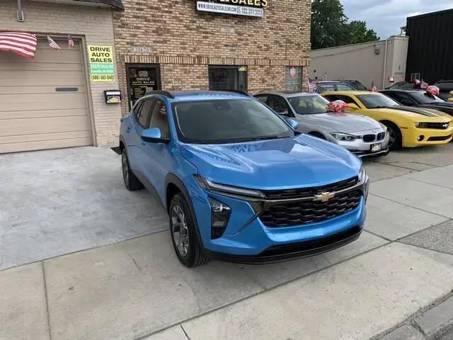 2025 Chevrolet Trax FWD LT for sale in Roseville, MI
