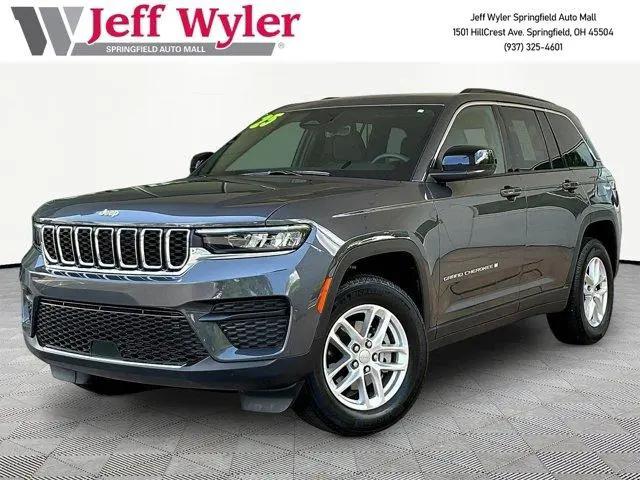 2025 Jeep Grand Cherokee Laredo X 4x4 for sale in Springfield, OH