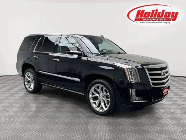 2017 Cadillac Escalade Premium Luxury for sale in Fond du Lac, WI