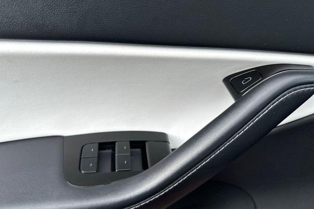 2021 Tesla Model Y Performance Dual Motor All-Wheel Drive