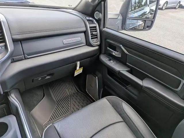 2026 Ram 2500 Laramie Crew Cab 4x4 64 Box