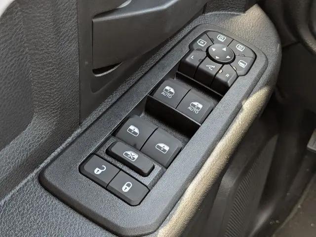 2026 Ram 2500 Black Express Crew Cab 4x4 64 Box