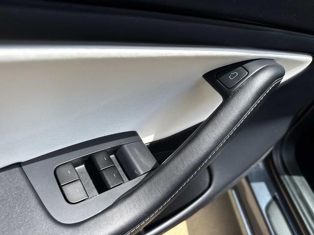 2021 Tesla Model 3 Long Range Dual Motor All-Wheel Drive