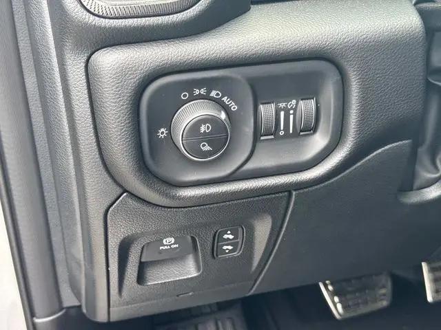 2026 Ram 1500 RHO Crew Cab 4x4 57 Box