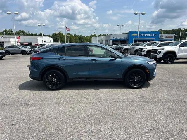 2026 Buick NV Sport Touring FWD