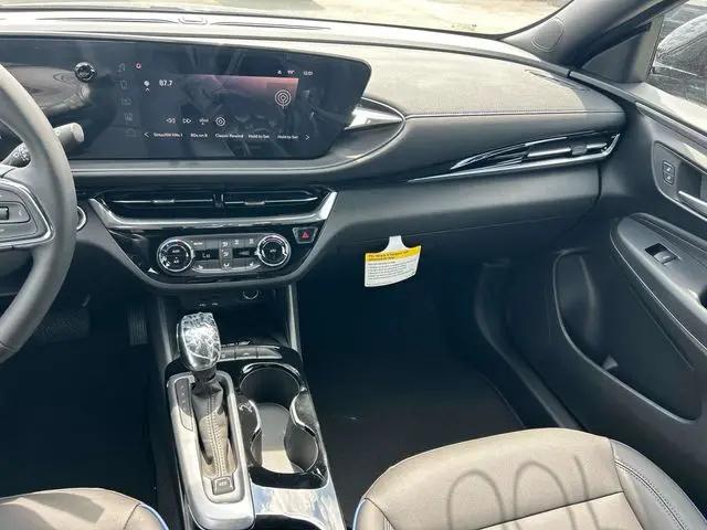 2026 Buick NV Sport Touring FWD