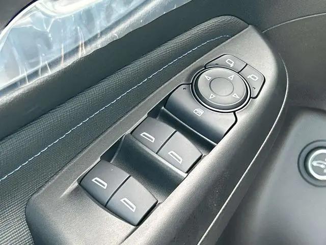 2026 Buick NV Sport Touring FWD