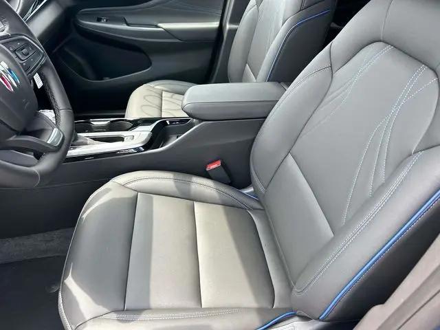 2026 Buick NV Sport Touring FWD