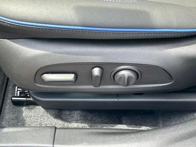 2026 Buick NV Sport Touring FWD