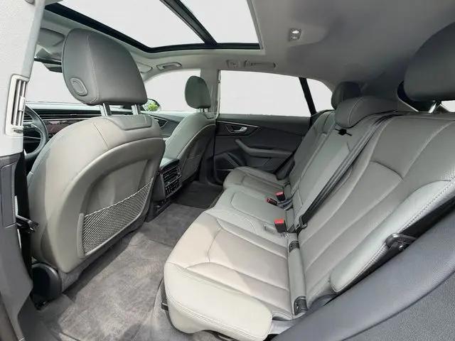 2021 Audi Q8 Premium Plus 55 TFSI quattro Tiptronic