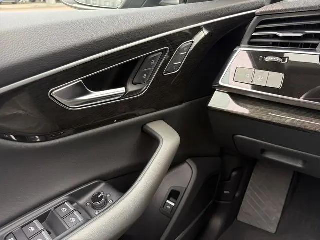 2021 Audi Q8 Premium Plus 55 TFSI quattro Tiptronic