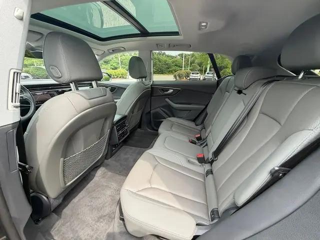 2021 Audi Q8 Premium Plus 55 TFSI quattro Tiptronic