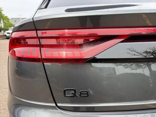 2021 Audi Q8 Premium Plus 55 TFSI quattro Tiptronic