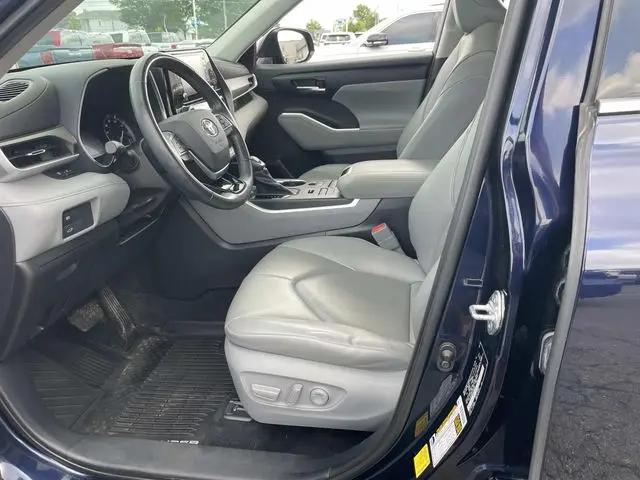 2020 Toyota Highlander XLE