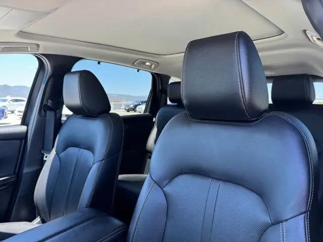 2025 Mazda CX-70 Premium Package