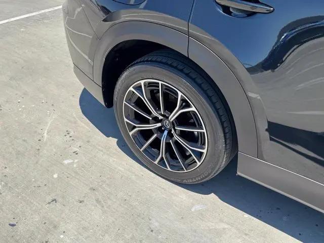 2025 Mazda CX-70 Premium Package