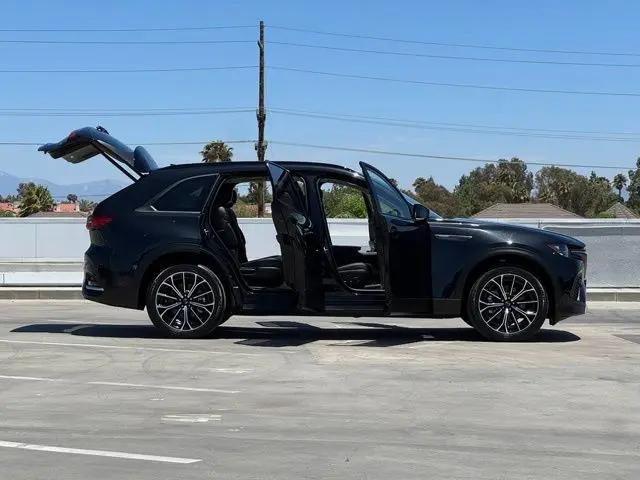 2025 Mazda CX-70 Premium Package