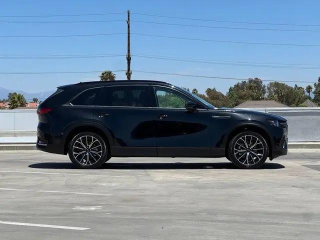 2025 Mazda CX-70 Premium Package