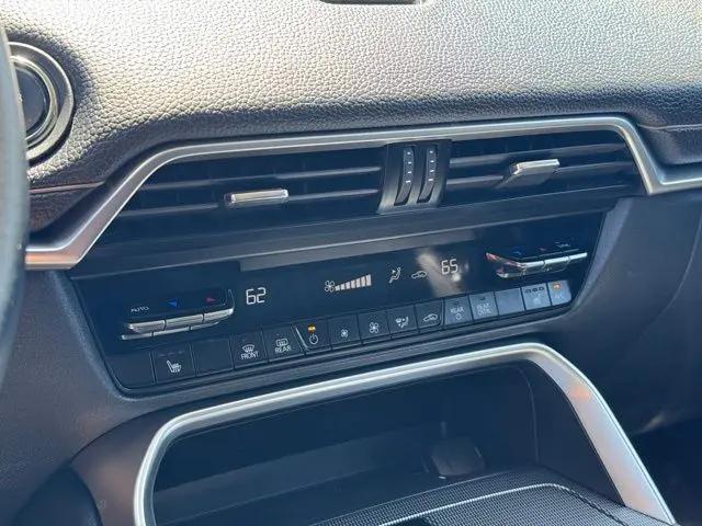 2025 Mazda CX-70 Premium Package