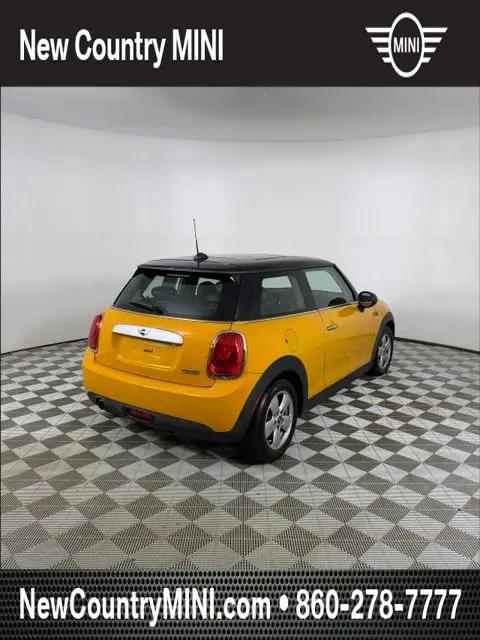 2014 MINI Hardtop Cooper