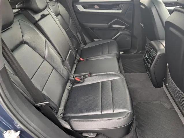 2024 Porsche Cayenne Cayenne