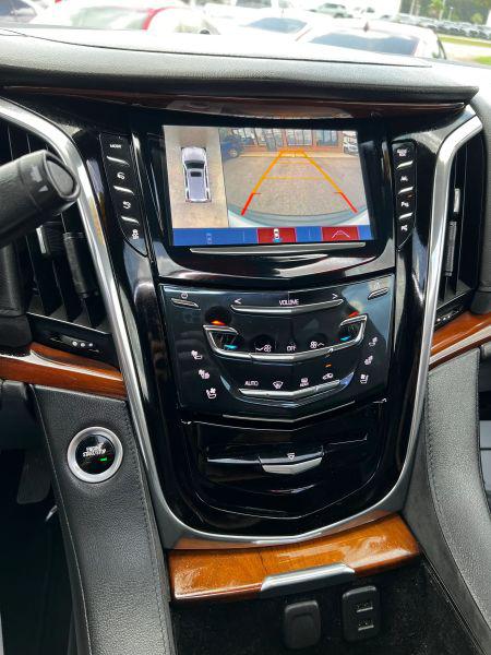 2017 Cadillac Escalade Premium Luxury