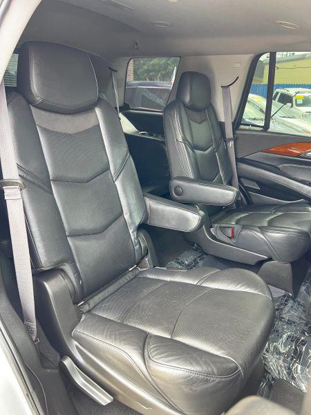 2017 Cadillac Escalade Premium Luxury