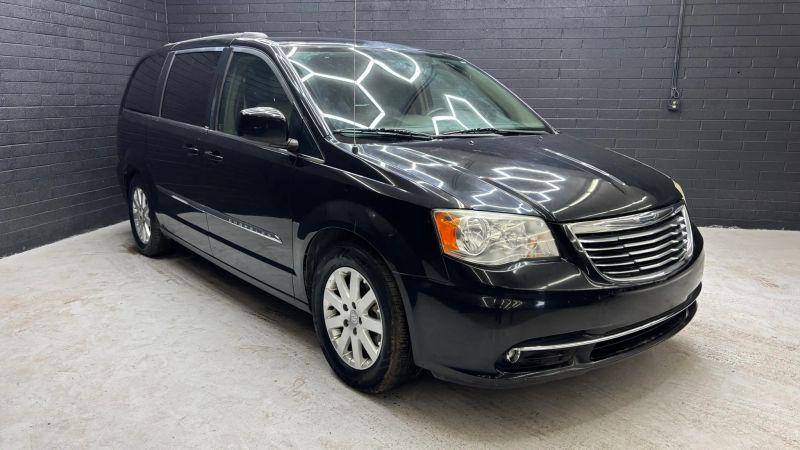2014 Chrysler Town & Country Touring for sale in Phoenix, AZ