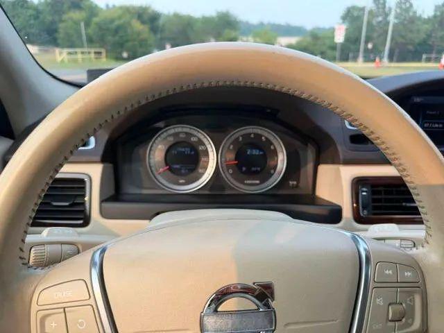 2013 Volvo XC70 3.2