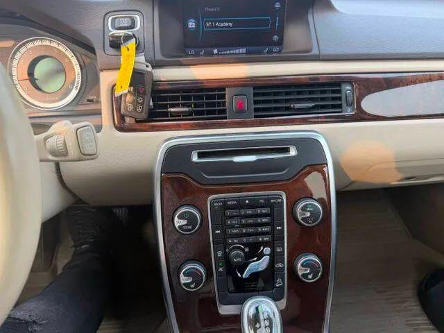 2013 Volvo XC70 3.2
