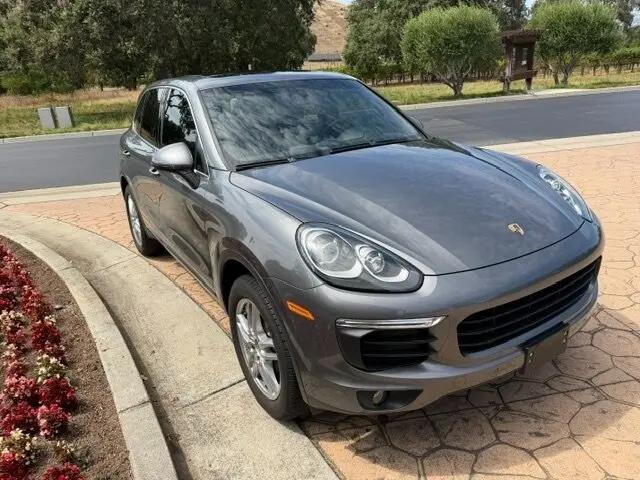 2016 Porsche Cayenne Cayenne
